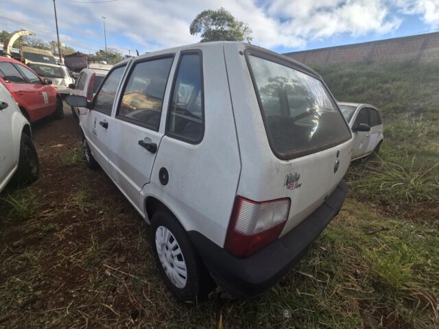 FIAT UNO MILLE FIRE FLEX 2005 Conservado